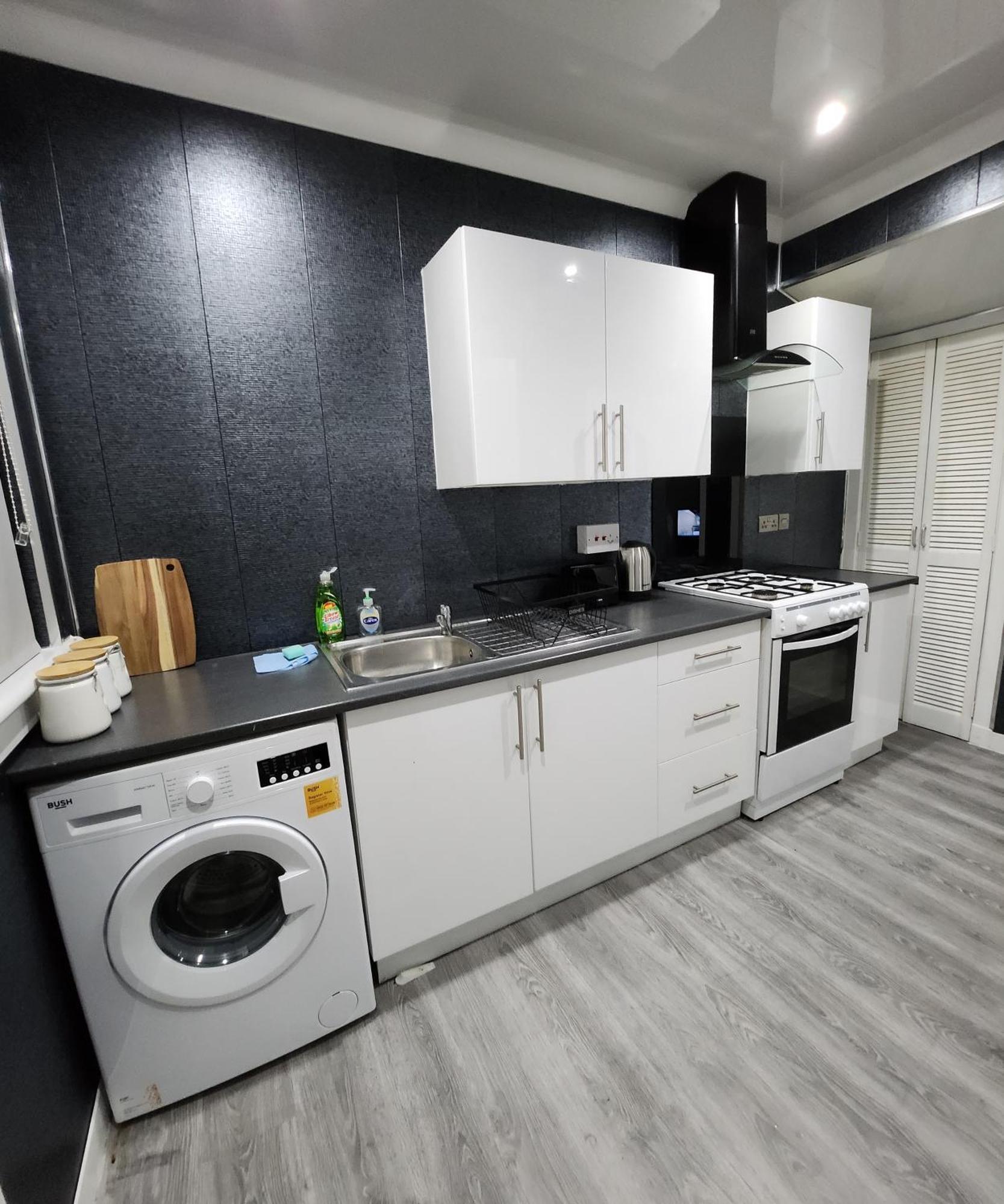 Fm Homes & Apartments 3 Bedroom Motherwell Dış mekan fotoğraf